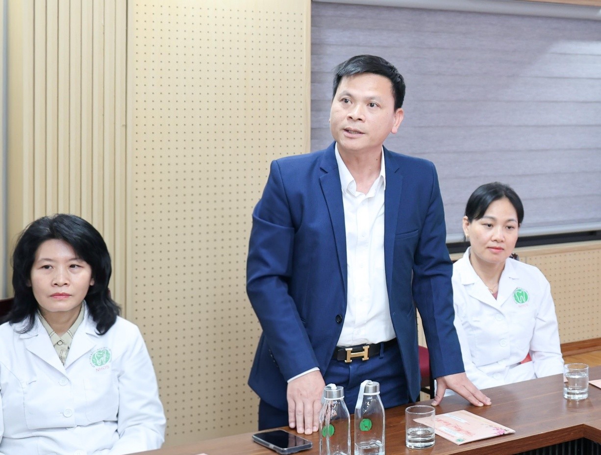 Lãnh đạo các khoa, phòng phát biểu, chúc mừng năm mới